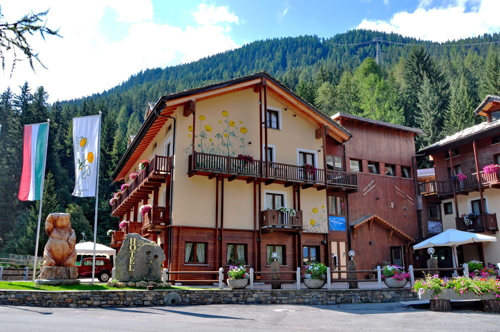 Hotel Boton D'Or & Wellness A La Thuile Kültér fotó